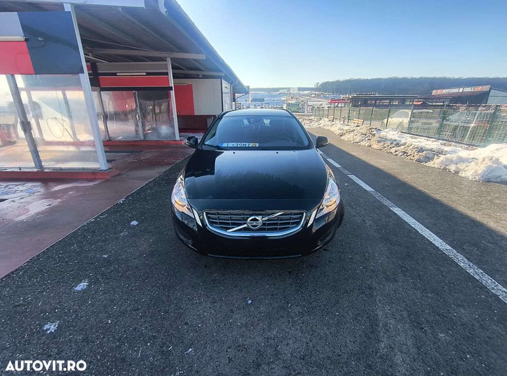 Volvo V60 D2 Start-Stop Kinetic - 1