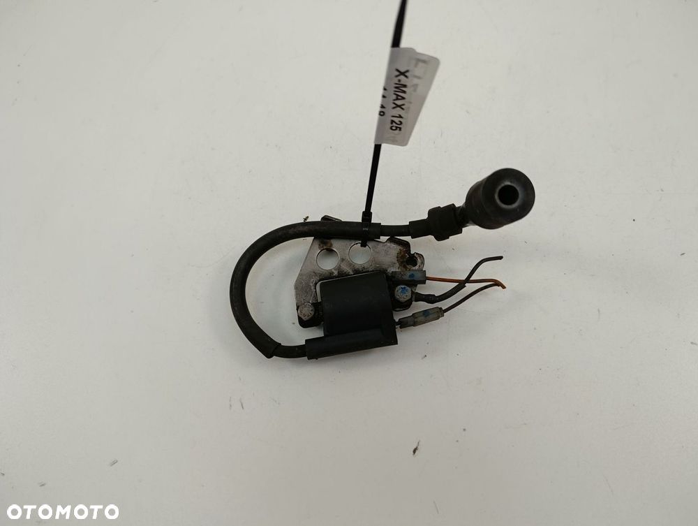 YAMAHA X-MAX 125 14-18 CEWKA ZAPŁONOWA FAJKA - 1