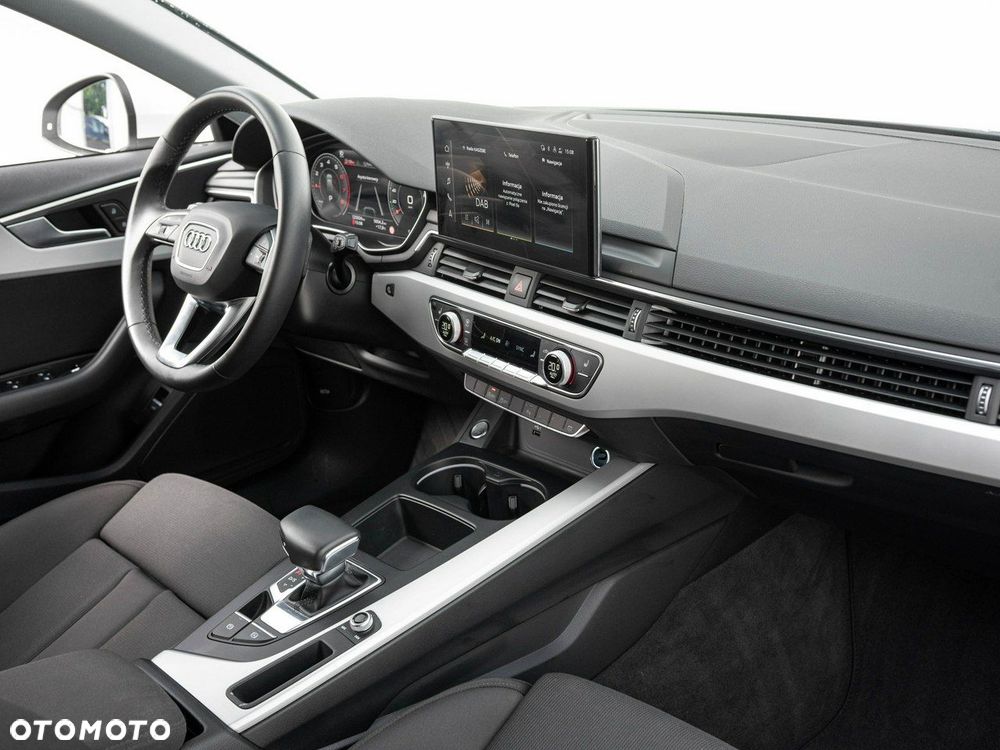 Audi A4 Avant 35 TFSI mHEV S tronic - 32