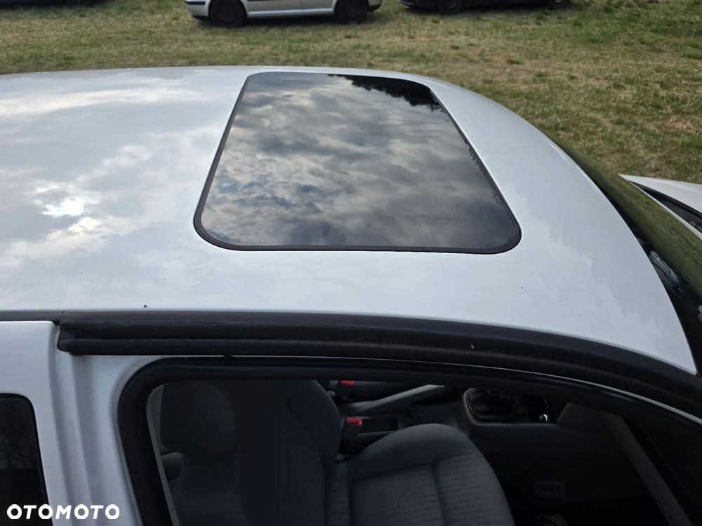 Volkswagen Golf 1.4 Sportline - 19