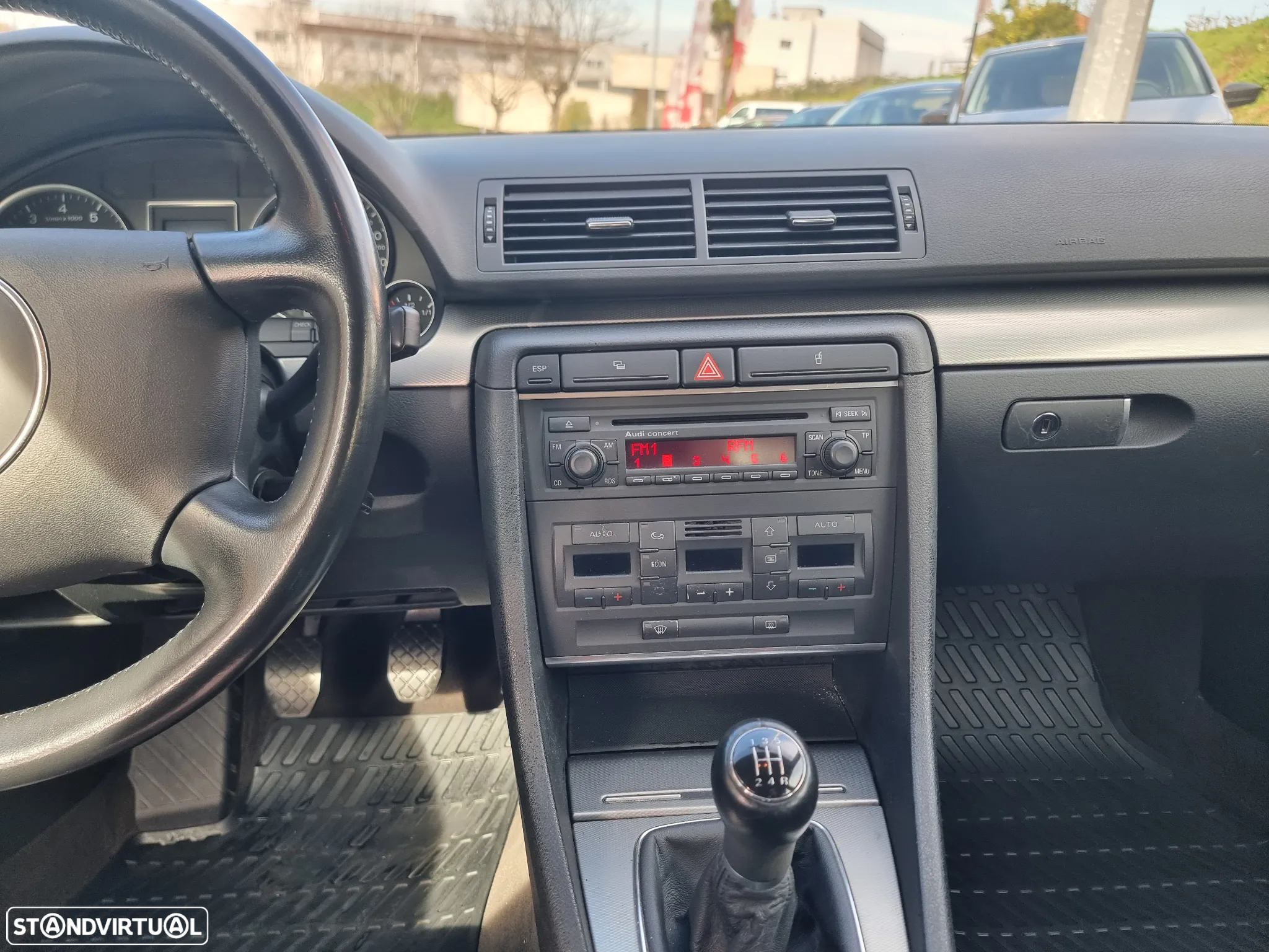Audi A4 1.6 Exclusive - 5