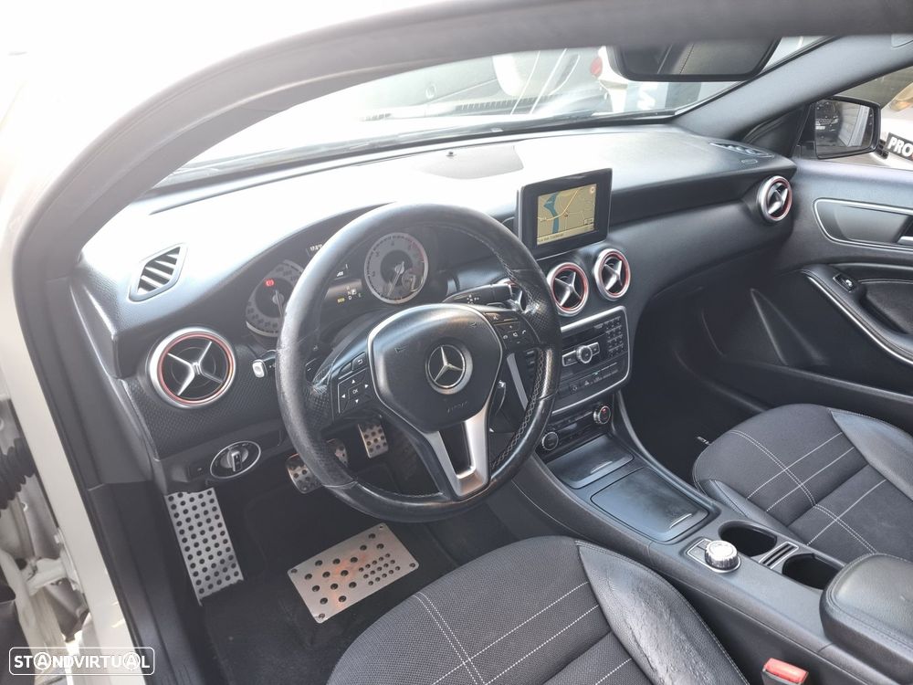 Mercedes-Benz A 200 - 4