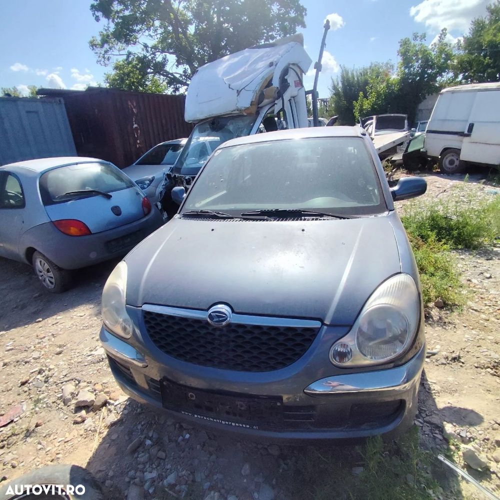 Dezmembrari Daihatsu Sirion (M100) (1998-2015) - 2