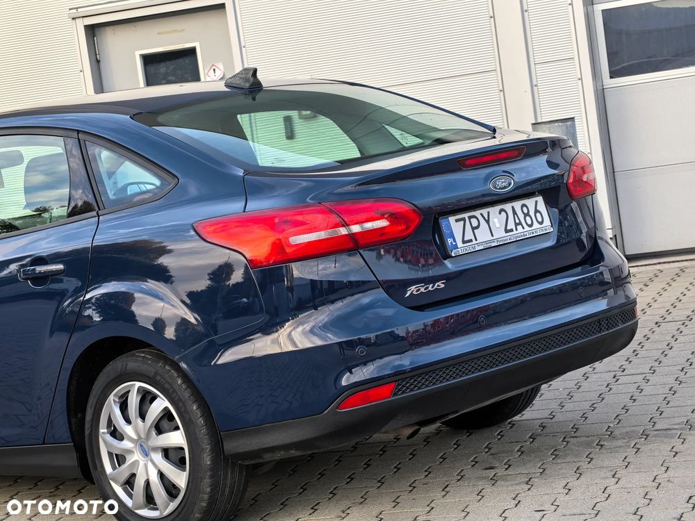 Ford Focus 1.5 TDCi SYNC Edition - 25