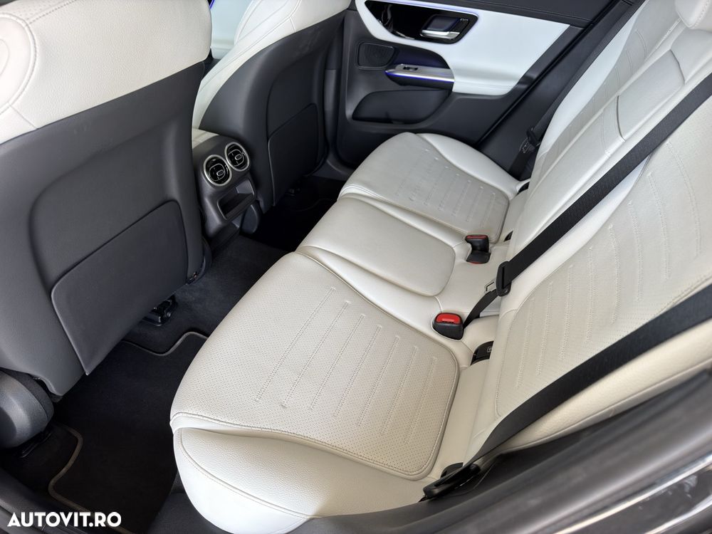 Mercedes-Benz GLC 300 e 4Matic 9G-TRONIC Edition AMG Line - 13