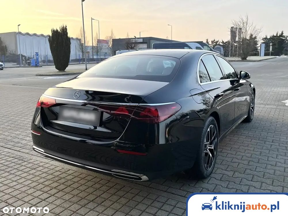 Mercedes-Benz Klasa E 220 d Avantgarde - 4
