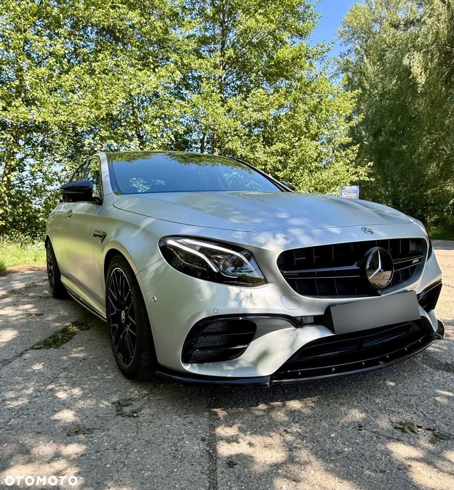 Mercedes-Benz Klasa E AMG 63 4-Matic+ - 1
