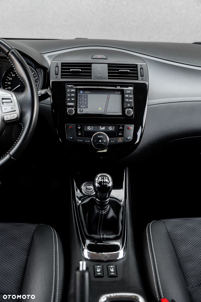 Nissan Pulsar 1.6 DIG-T Tekna - 27