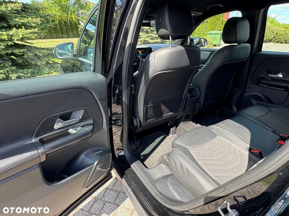 Mercedes-Benz GLB 200 Edition 1 7G-DCT - 30
