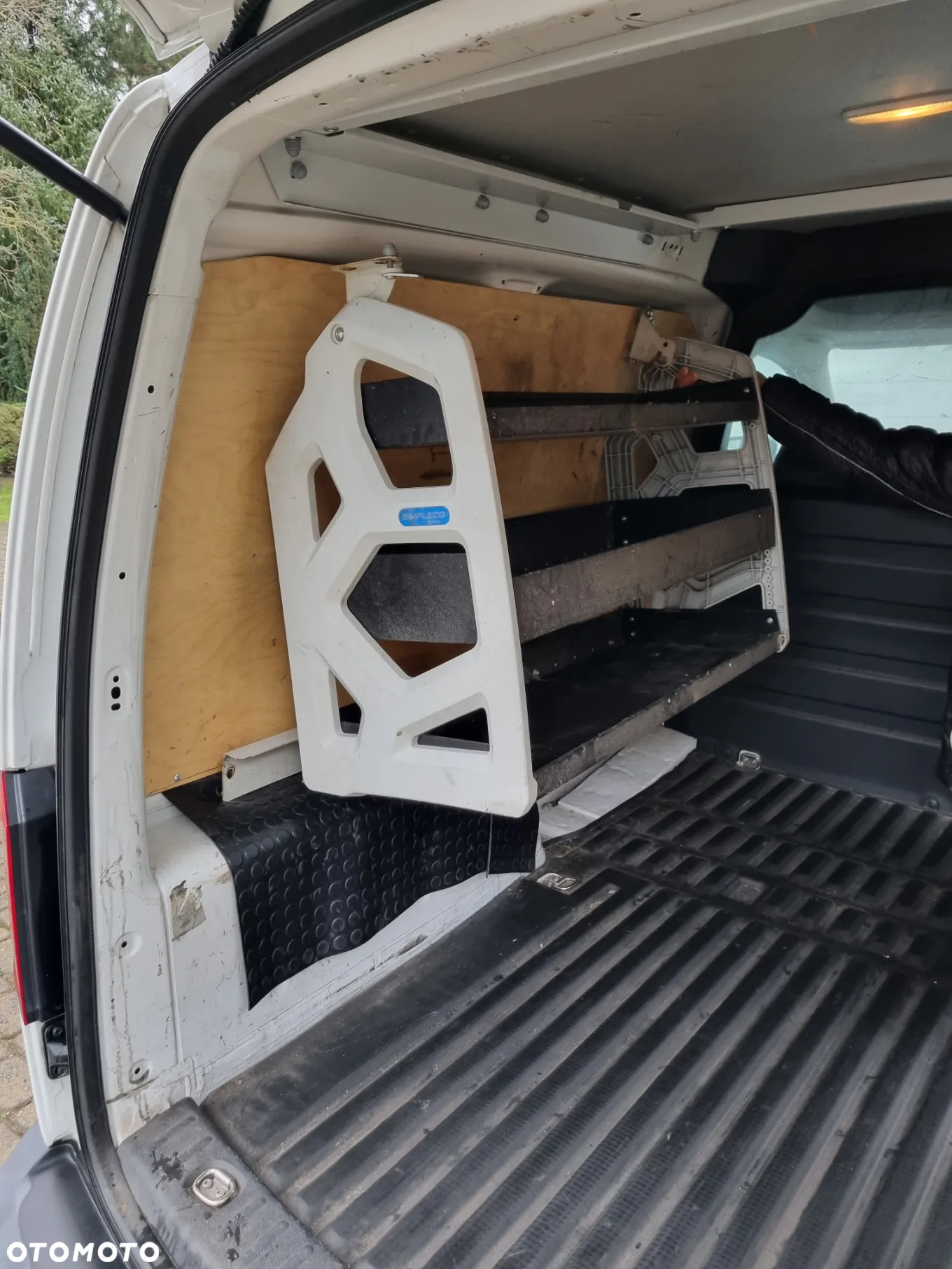 Volkswagen Caddy - 4