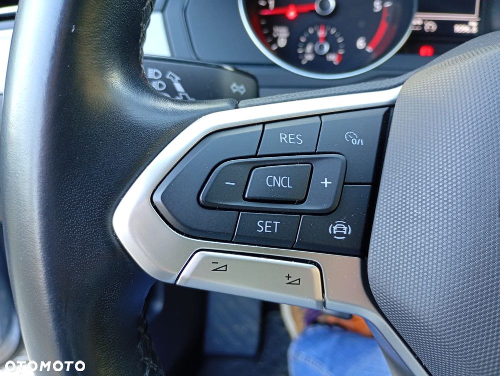 Volkswagen Passat 2.0 TDI EVO Business - 22