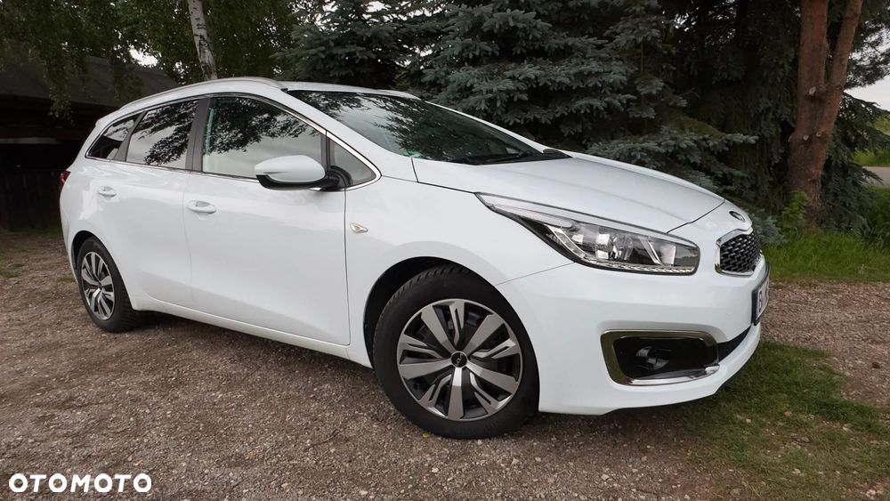 Kia Ceed - 23