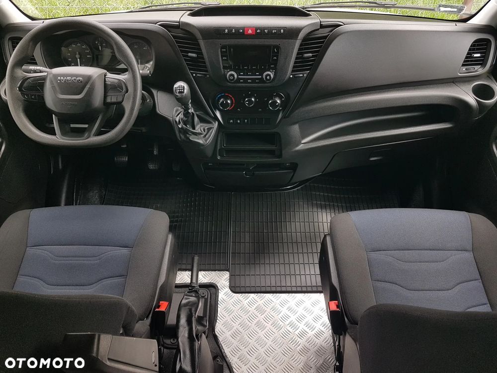 Iveco DAILY KONTENER NISKOPODŁOGOWY 4,43x2,23x2,42 SKLEP FOODTRUCK BAR KLIMA KONIOWÓZ KAMPER - 22