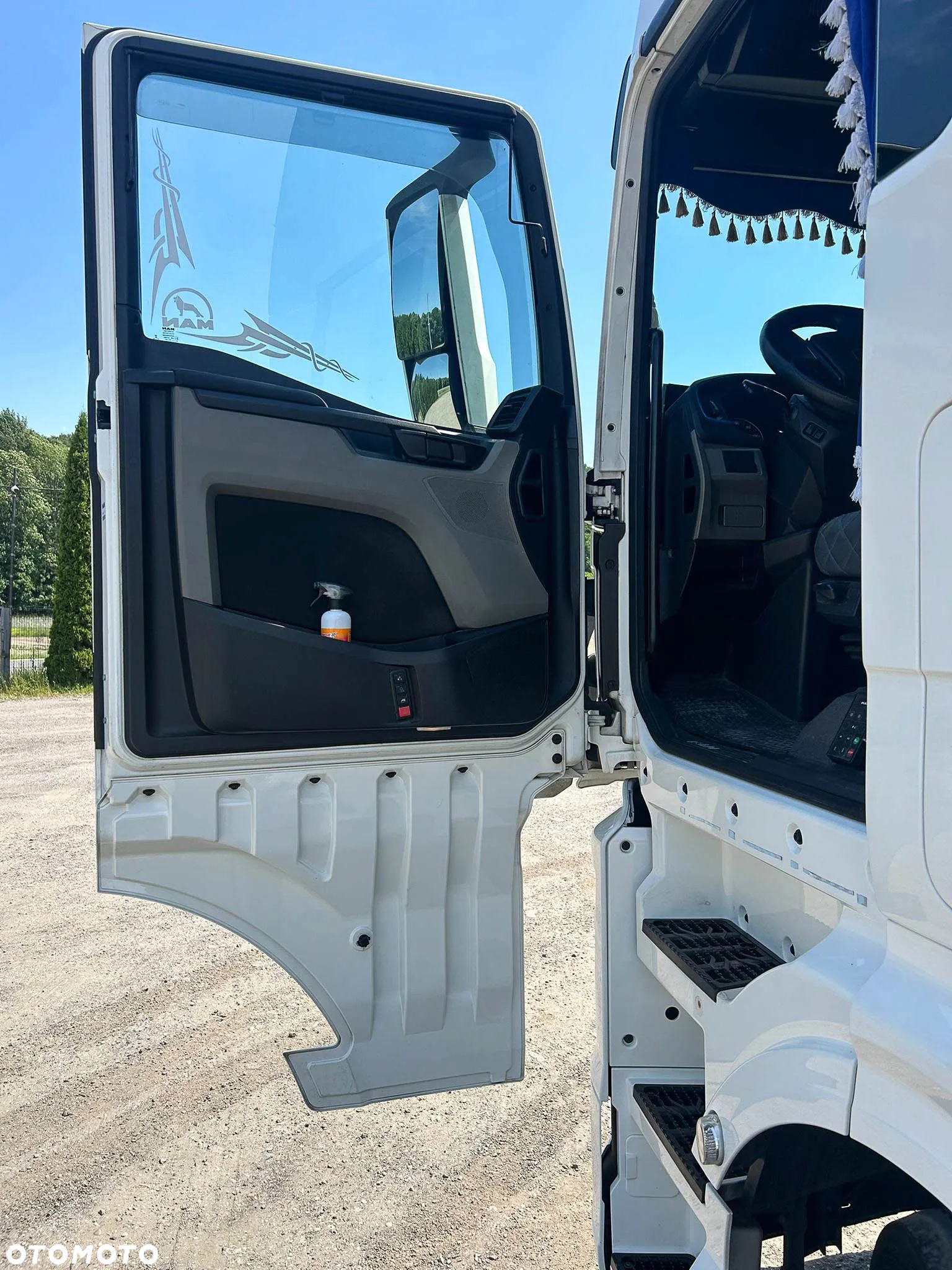 MAN TGX 18.510 XXL - 11