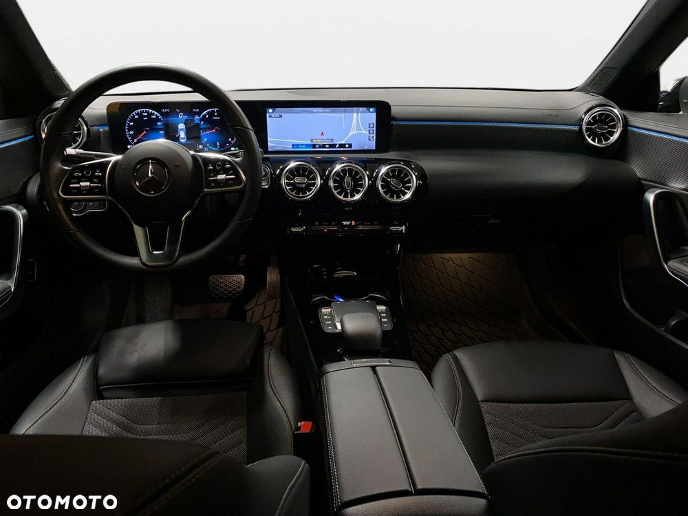 Mercedes-Benz CLA - 15