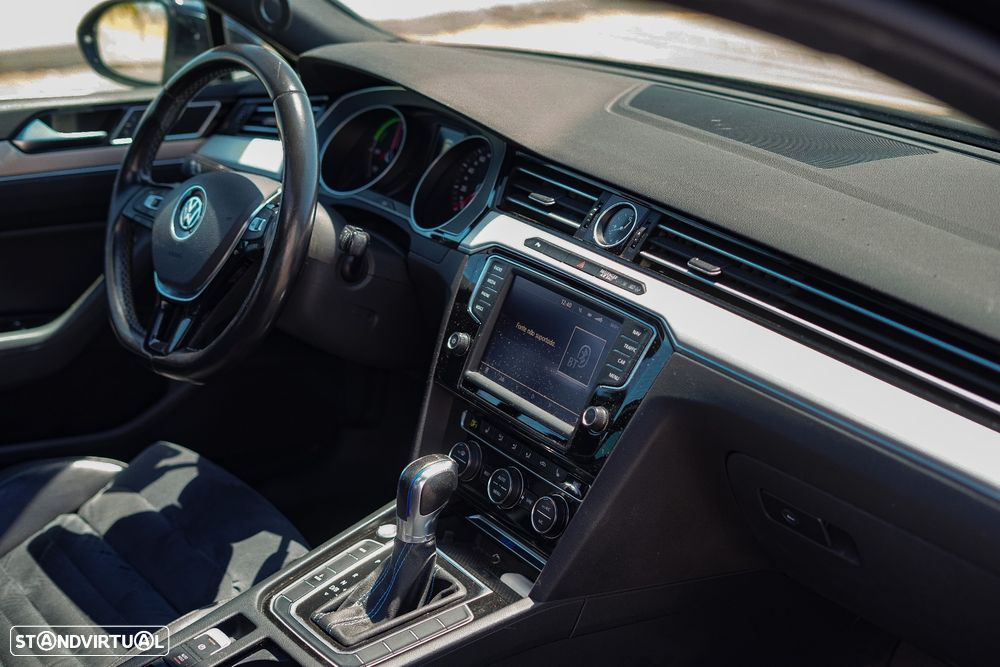 VW Passat Variant 1.4 TSI DSG GTE - 26