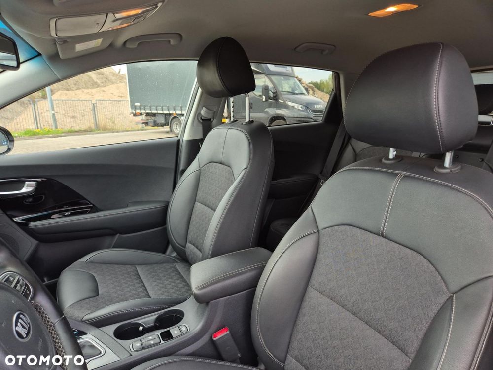 Kia Niro - 11