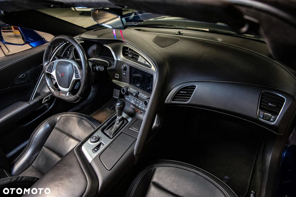 Chevrolet Corvette - 13
