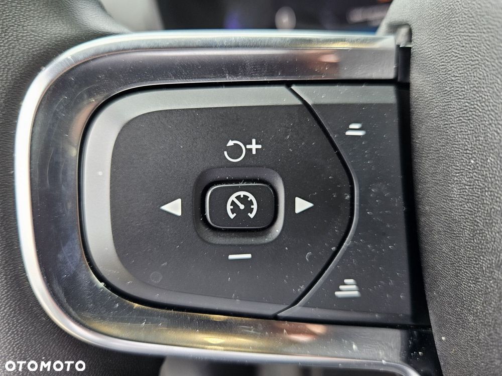 Volvo XC 40 - 23