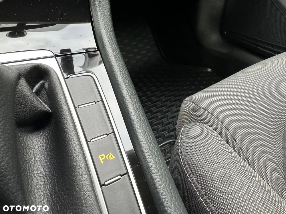 Volkswagen Golf VII 1.4 TSI BMT Highline - 40