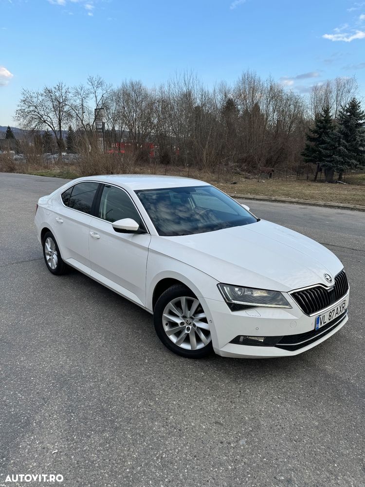 Skoda Superb 1.6 TDI DSG Ambition - 2