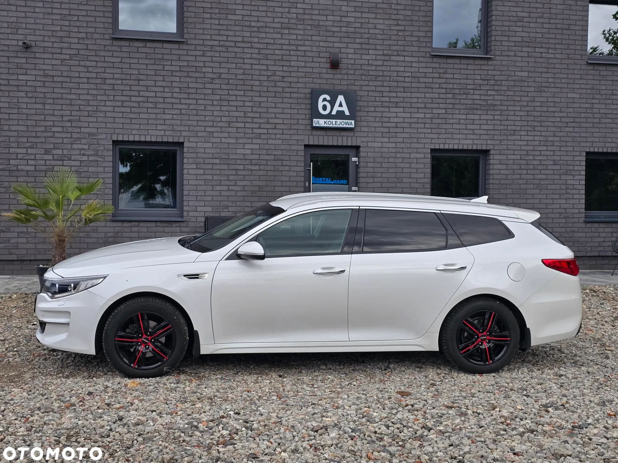 Kia Optima - 1