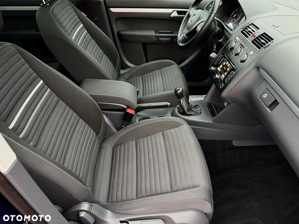 Volkswagen Touran 1.6 TDI DPF Cup - 12