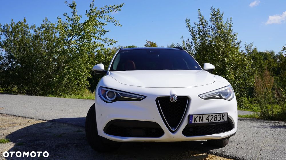 Alfa Romeo Stelvio - 7