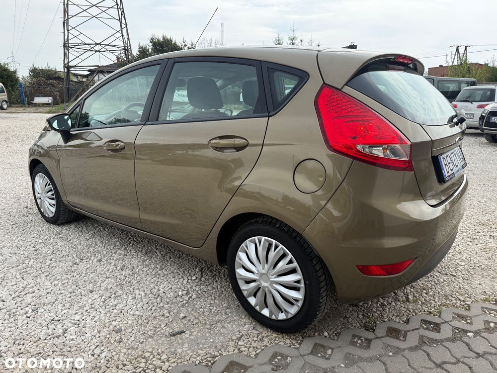 Ford Fiesta 1.25 Titanium EU5 - 15
