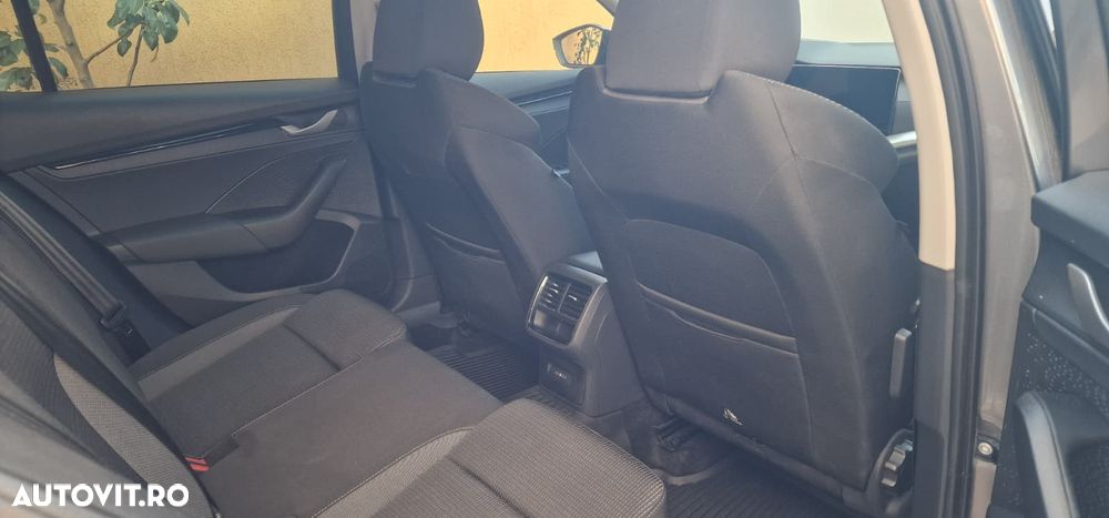 Skoda Octavia 1.5 TSI 115 CP DSG MHEV Selection - 8