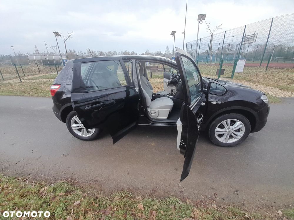 Nissan Qashqai 1.6 dCi DPF 4x4 acenta - 11