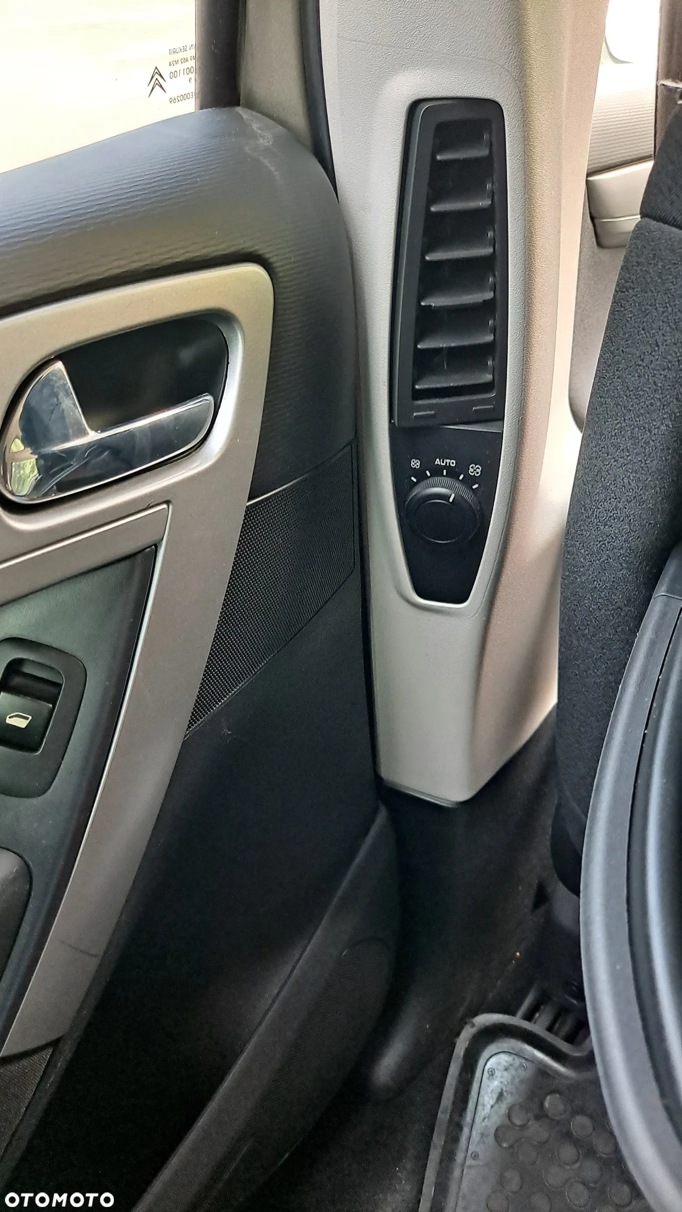 Citroën C4 Picasso - 25