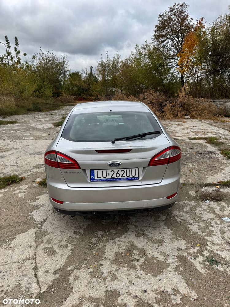 Ford Mondeo - 17
