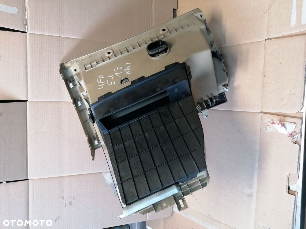 HONDA CIVIC VIII SCHOWEK PASAŻERA EUROPA UFO 08r - 2