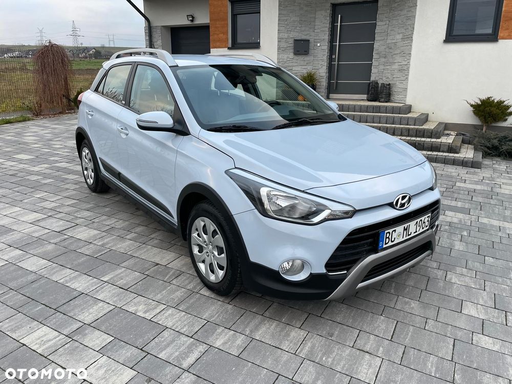 Hyundai i20 blue 1.4 Active Select - 10