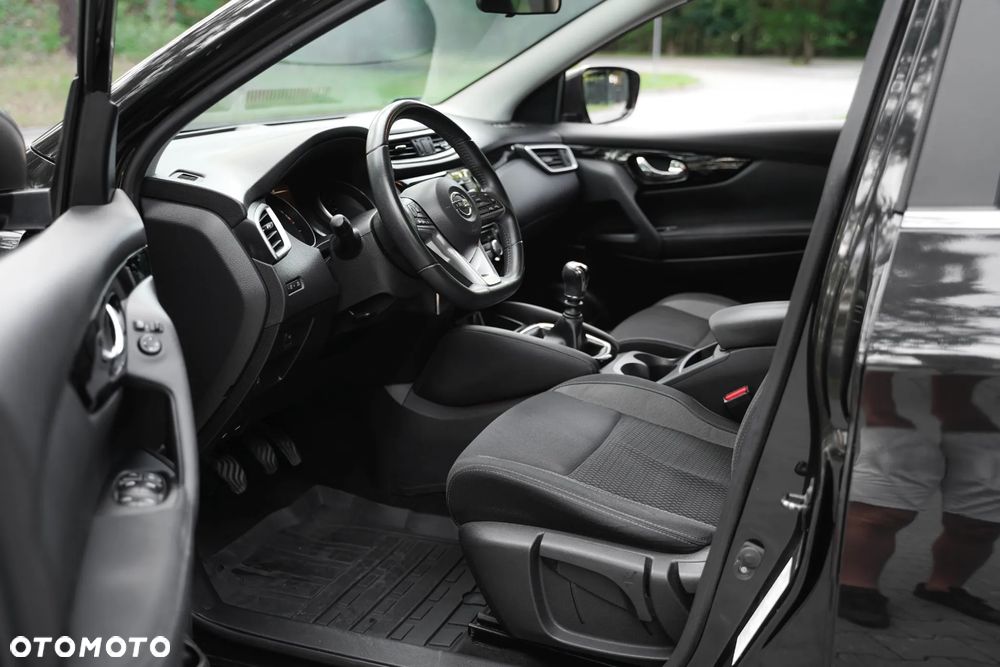 Nissan Qashqai 1.2 DIG-T Acenta EU6 - 22