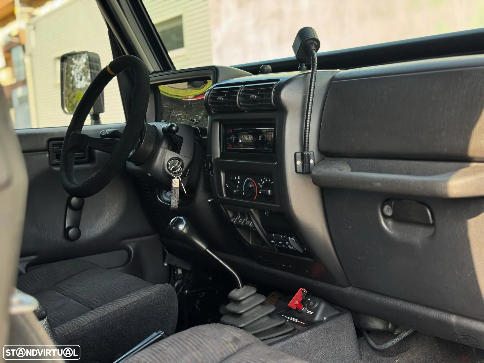 Jeep Wrangler - 16