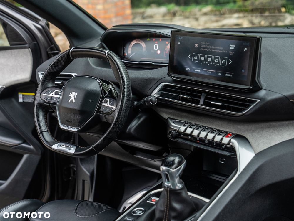 Peugeot 3008 1.2 PureTech Allure - 28