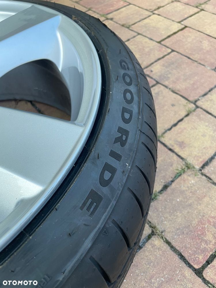 Felgi DEZENT 18” 5x114,3 8Jx18 ET40 + NOWE opony 215/40 R18 — Mazda, Toyota, Honda, Hyundai, Kia - 4