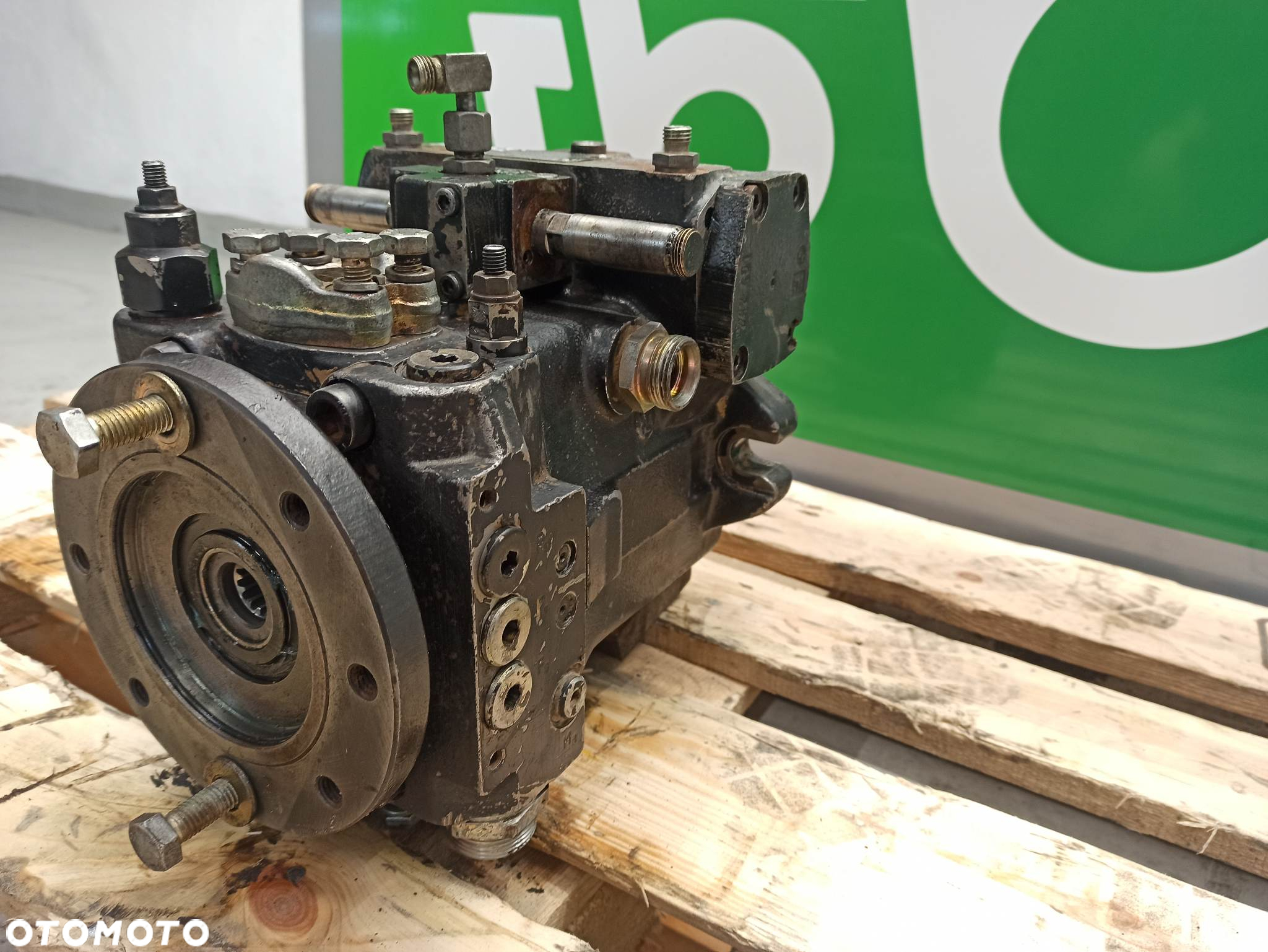 Pompa Manitou MLT 523 (A4VG56DA1D7) - 4