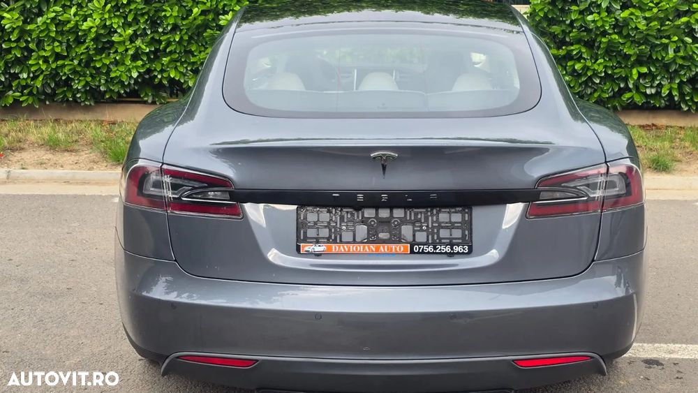 Tesla Model S 85 - 4