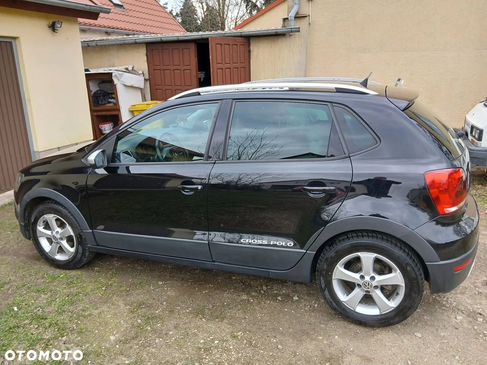 Volkswagen Polo 1.6 TDI DPF Highline DSG - 5