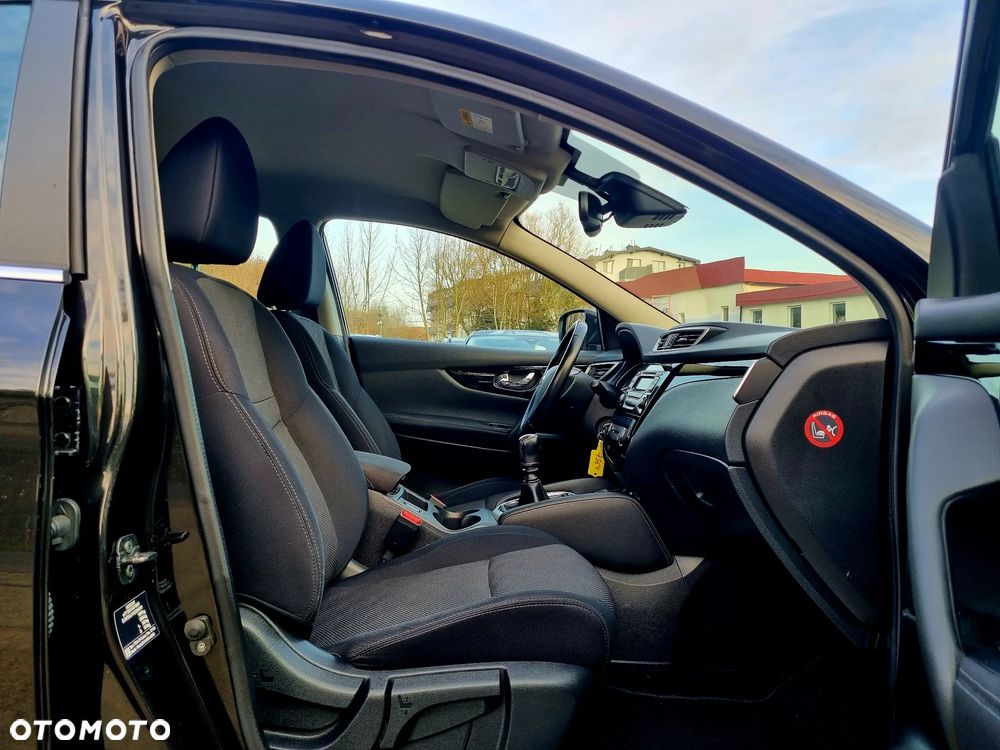 Nissan Qashqai 1.2 DIG-T Visia - 11