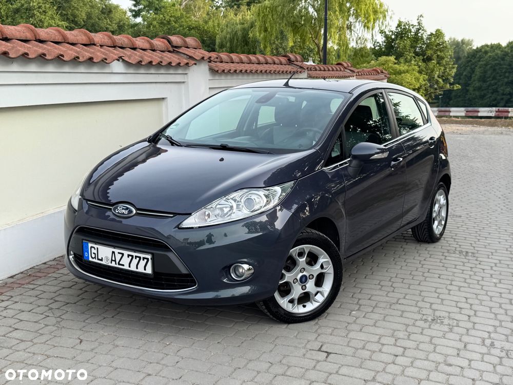Ford Fiesta - 2