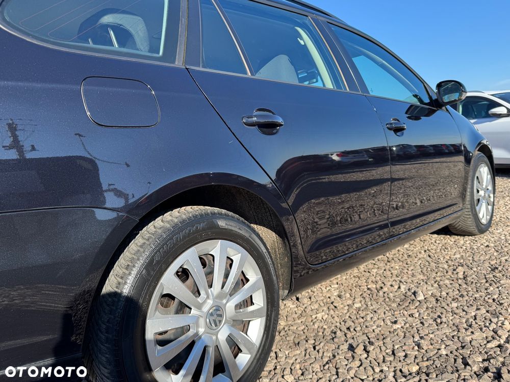 Volkswagen Golf - 18