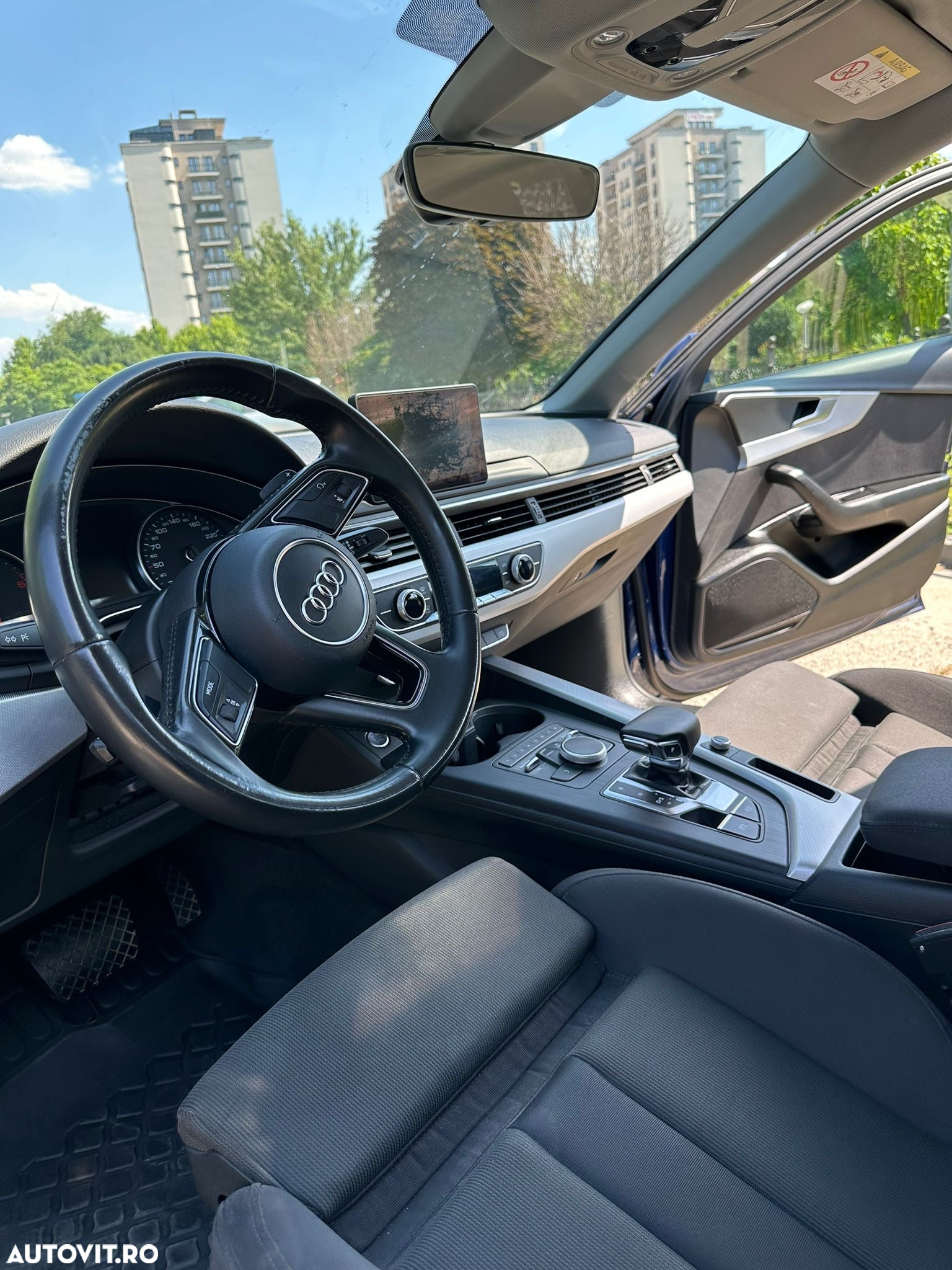 Audi A4 Avant 2.0 TDI S tronic - 8