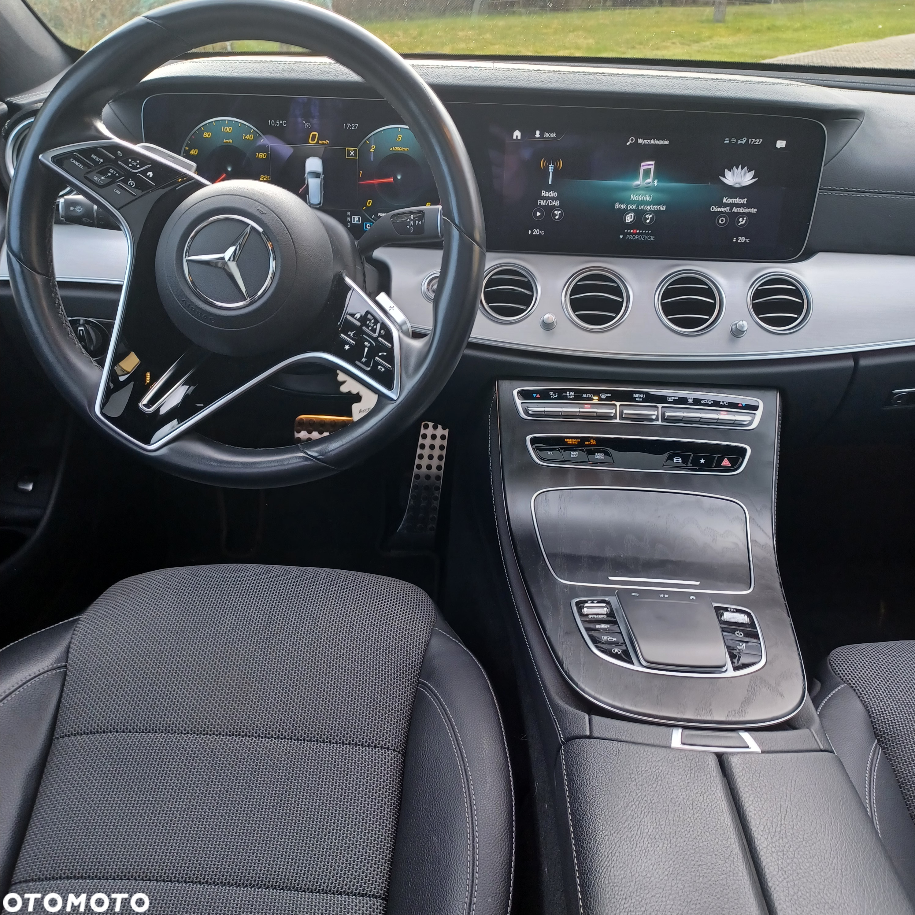 Mercedes-Benz Klasa E 220 d 4Matic T All-Terrain 9G-TRONIC Avantgarde - 26