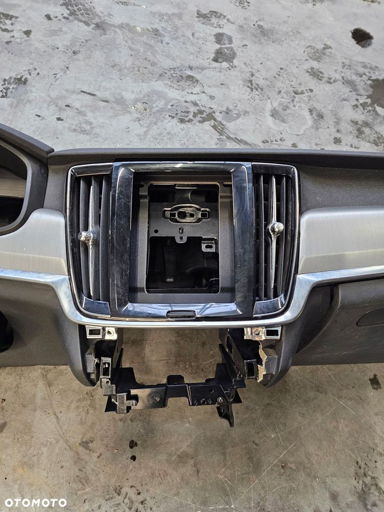 volvo s90 v90 17r deska rozdzielcza kokpit dekory europa 31366569 - 3