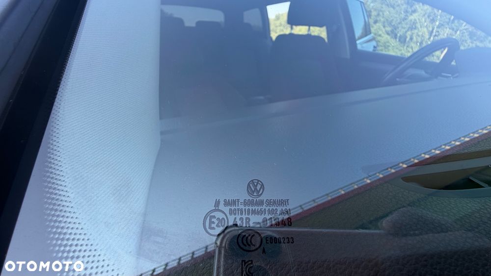 Volkswagen Passat 2.0 TDI SCR DSG - 33