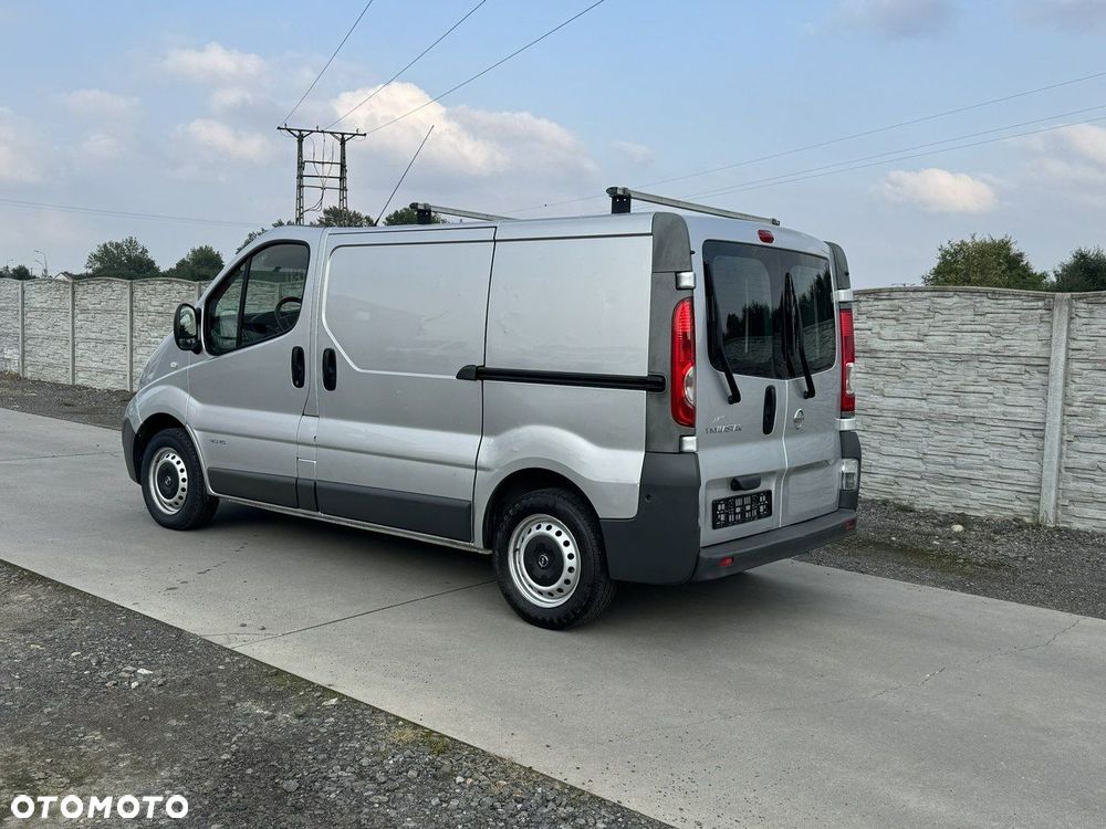 Nissan Interstar - 4